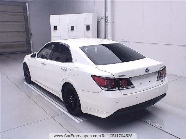 toyota crown 2016 CFJ1704528 image 2