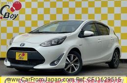 toyota aqua 2018 CFJ1629515