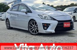 toyota prius 2012 quick_quick_ZVW30_ZVW30-5565340