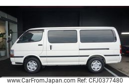 toyota hiace-van 2002 GOO_JP_700056033630230810001