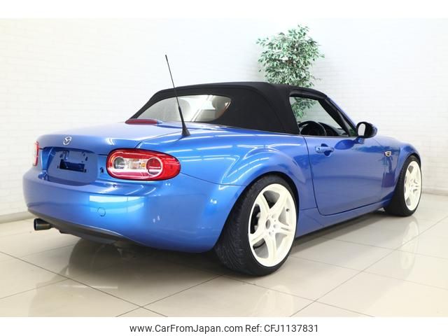 mazda roadster 2005 GOO_JP_700100203130250511002 image 2