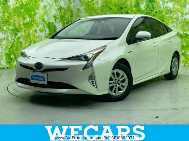 toyota prius 2016 quick_quick_ZVW55_ZVW55-8008617 image 1