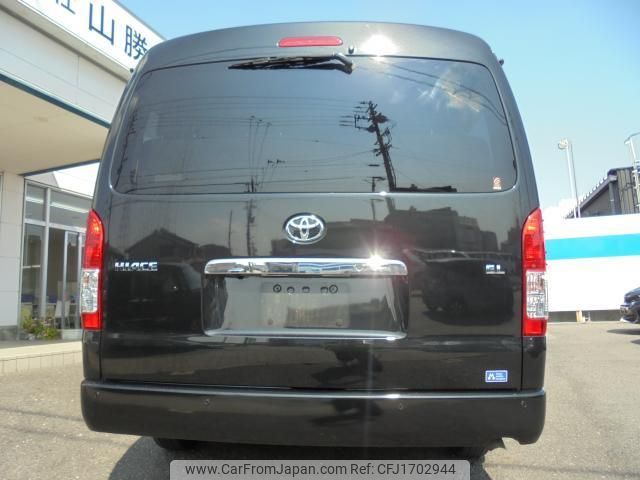 toyota hiace-wagon 2022 CFJ1702944 image 2