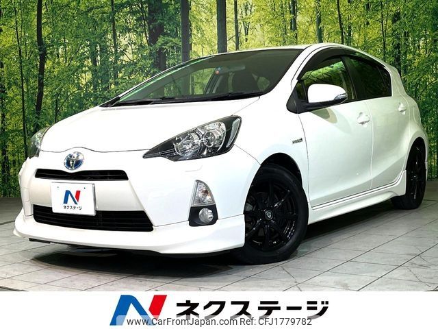 toyota aqua 2012 CFJ1779782 image 1