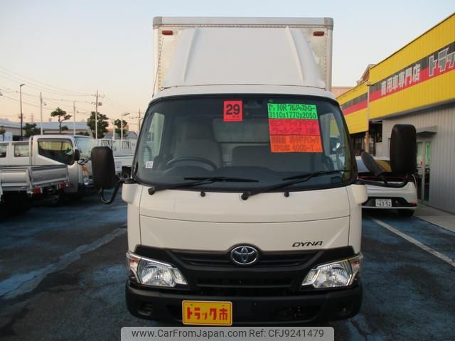 toyota dyna-truck 2017 GOO_NET_EXCHANGE_0500956A30231128W001 image 2