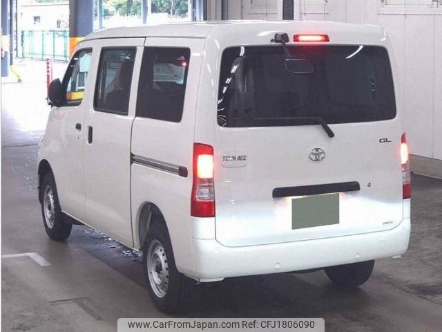toyota townace-van 2025 CFJ1806090 image 2