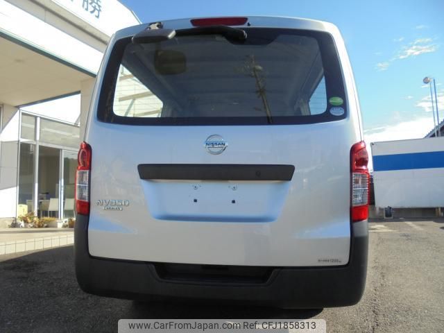 nissan nv350-caravan-van 2019 CFJ1858313 image 2