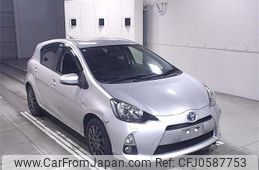 toyota aqua 2013 -TOYOTA--AQUA NHP10-2253896---TOYOTA--AQUA NHP10-2253896-