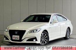 toyota crown 2019 CFJ1586858
