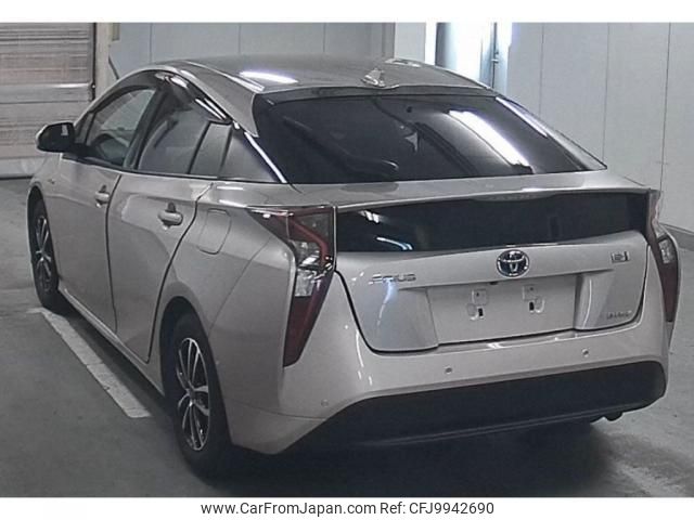 toyota prius 2017 quick_quick_DAA-ZVW55_8054297 image 2