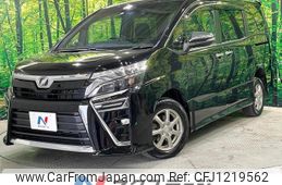 toyota voxy 2018 quick_quick_ZRR85W_ZRR85-0111245