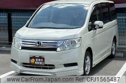 honda stepwagon 2010 CFJ1565487