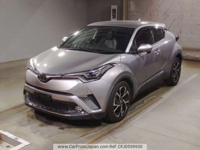 toyota c-hr 2018 -TOYOTA--C-HR DBA-NGX10--NGX10-2000551---TOYOTA--C-HR DBA-NGX10--NGX10-2000551- image 1