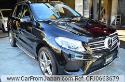 mercedes-benz gle-class 2015 quick_quick_LDA-166024_WDC1660242A627527