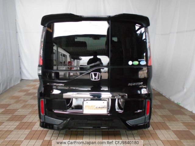 honda stepwagon 2016 -HONDA--Stepwgn RP3--1030067---HONDA--Stepwgn RP3--1030067- image 2