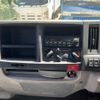 isuzu elf-truck 2010 GOO_NET_EXCHANGE_0704554A30250421W002 image 24