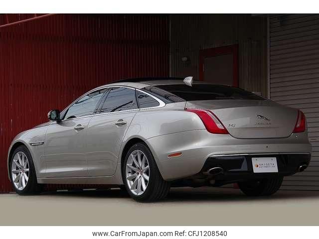 jaguar xj-series 2016 quick_quick_CBA-J128B_SAJKC1282G8V95231 image 2