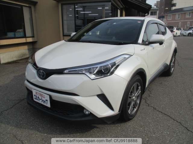 toyota c-hr 2017 -TOYOTA--C-HR DAA-ZYX10--ZYX10-2057121---TOYOTA--C-HR DAA-ZYX10--ZYX10-2057121- image 1