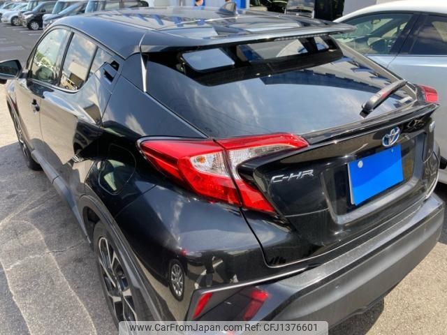 toyota c-hr 2017 -TOYOTA--C-HR DAA-ZYX10--ZYX10-2089445---TOYOTA--C-HR DAA-ZYX10--ZYX10-2089445- image 2