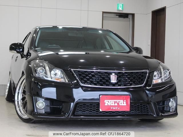 toyota crown 2012 CFJ1864720 image 1
