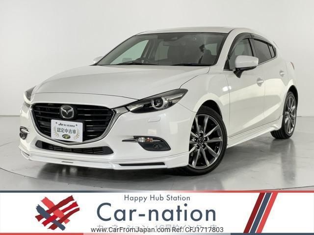mazda axela 2017 CFJ1717803 image 1