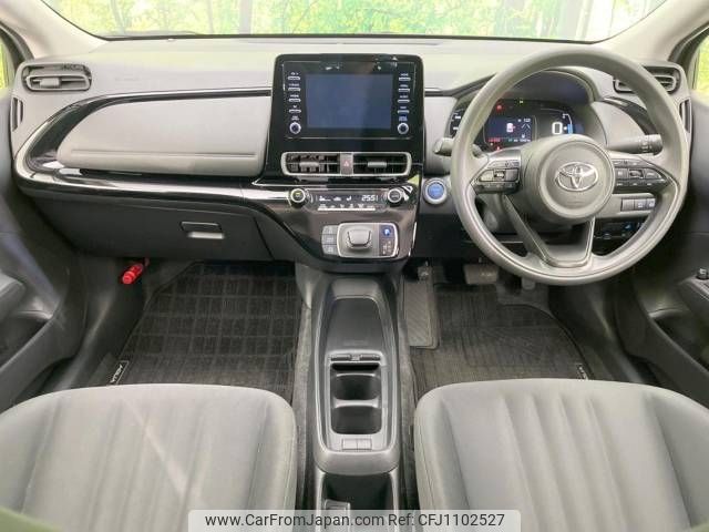 toyota aqua 2022 -TOYOTA--AQUA 6AA-MXPK11--MXPK11-2056637---TOYOTA--AQUA 6AA-MXPK11--MXPK11-2056637- image 2