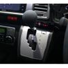 toyota hiace-wagon 2017 CFJ1573989 image 16