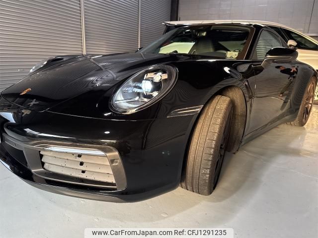 porsche 911 2022 quick_quick_3BA-992NA1_WPOZZZ992NS211237 image 1