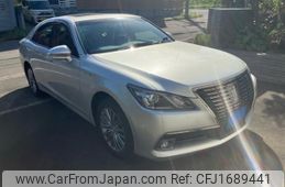 toyota crown 2015 CFJ1689441
