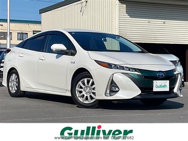 toyota prius-phv 2018 -TOYOTA--Prius PHV DLA-ZVW52--ZVW52-3105154---TOYOTA--Prius PHV DLA-ZVW52--ZVW52-3105154- image 1