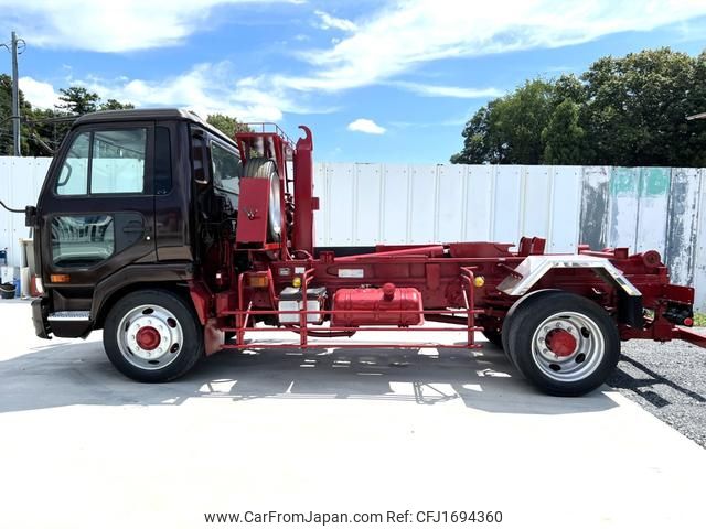 nissan diesel-ud-condor 2005 CFJ1694360 image 2