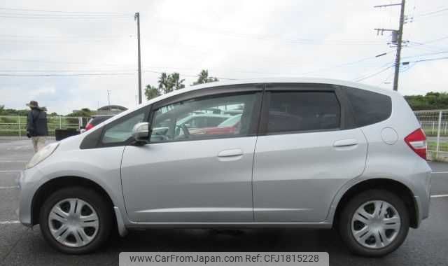 honda fit 2011 CFJ1815228 image 2