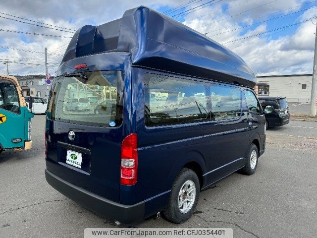 toyota hiace-wagon 2022 -TOYOTA--Hiace Wagon TRH219W--0032105---TOYOTA--Hiace Wagon TRH219W--0032105- image 2