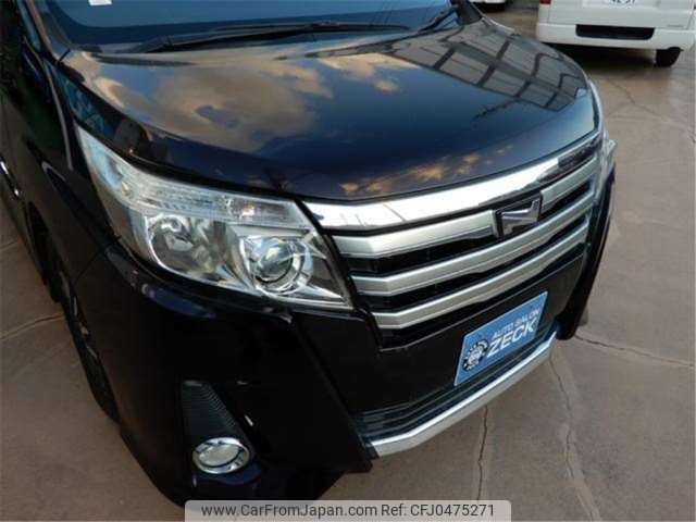 toyota noah 2014 -TOYOTA--Noah ZRR80W--ZRR80W-0023714---TOYOTA--Noah ZRR80W--ZRR80W-0023714- image 2