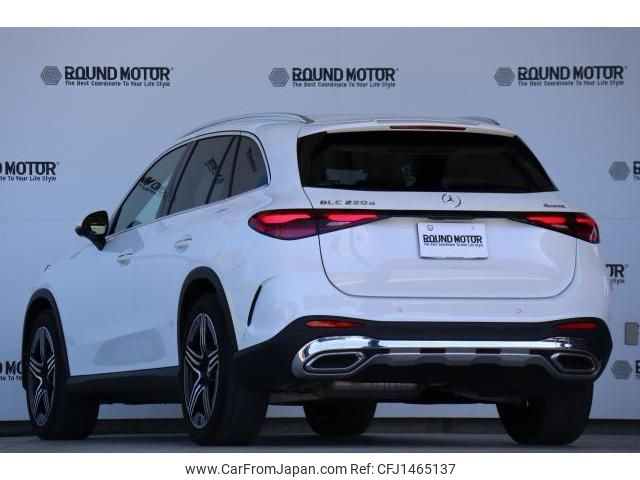 mercedes-benz glc-class 2023 quick_quick_3CA-254605_W1N2546052F081337 image 2