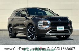mitsubishi outlander-phev 2022 CFJ1668607