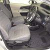toyota aqua 2012 -TOYOTA--AQUA NHP10-6091181---TOYOTA--AQUA NHP10-6091181- image 6