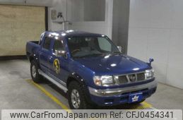 nissan datsun-pickup 1999 -NISSAN 【鹿児島 100ｾ9023】--DATSUN PickUp LRMD22--RMD22-010516---NISSAN 【鹿児島 100ｾ9023】--DATSUN PickUp LRMD22--RMD22-010516-