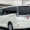 toyota voxy 2018 GOO_JP_700050301430250521001 image 10