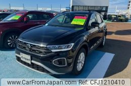 volkswagen volkswagen-others 2023 -VOLKSWAGEN--VW T-Roc 3BA-A1DPC--WVGZZZA1ZPV645693---VOLKSWAGEN--VW T-Roc 3BA-A1DPC--WVGZZZA1ZPV645693-