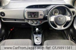 toyota vitz 2015 504928-921741