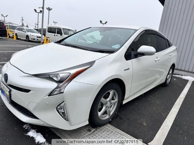 toyota prius 2016 -TOYOTA--Prius DAA-ZVW55--ZVW55-8032017---TOYOTA--Prius DAA-ZVW55--ZVW55-8032017- image 2