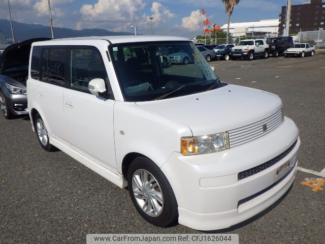 toyota bb 2004 CFJ1785074 image 1