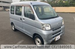 daihatsu hijet-van 2013 CFJ1849065