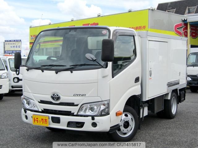toyota dyna-truck 2022 GOO_NET_EXCHANGE_0208643A30250625W003 image 2