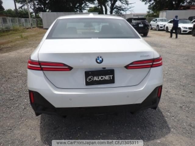 bmw 5-series 2024 quick_quick_3AA-12FJ20_WBA12FJ090CR99035 image 2
