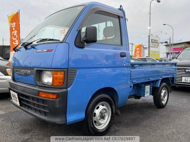 daihatsu-hijet-truck-1997-3860-car_8a0fab8e-d82c-467e-b131-2eabb0400d73
