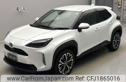 toyota yaris-cross 2023 CFJ1865016