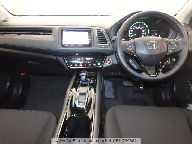 honda vezel 2018 CFJ1739362 image 2