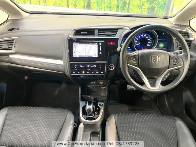 honda fit-hybrid 2014 CFJ1789228 image 2